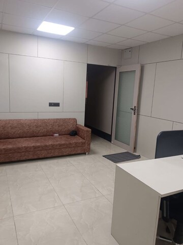 Room in  Office Space at Vaishali Nagar – for Rent