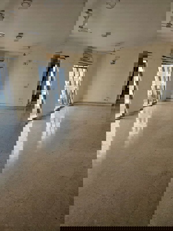 3.5 BHK + Servant Room Apartment For Sale in M3M Heights