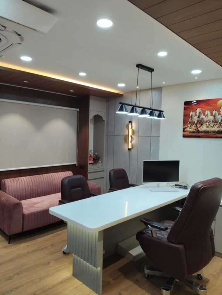Team Area, kp-epitome Commercial Office Space 1400 Sq.Ft. In Makarba Ahmedabad 9780591