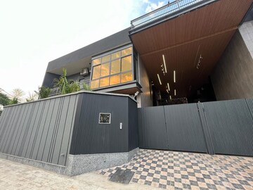 6 BHK Builder Floor For Sale in Vasant Vihar