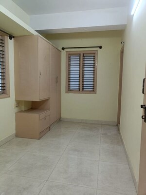 Room in 1 BHK Builder Floor at Gm Palya – for Rent