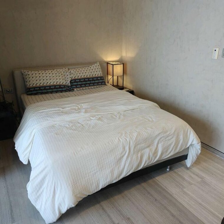 Bedroom, lodha-world-crest 3 Bedroom 1508 Sq.Ft. Apartment In Empire Mill Mumbai 9780655