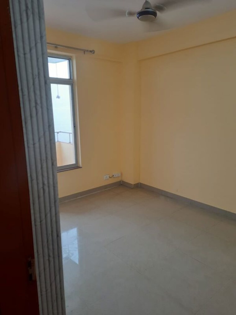 Room, sector 13 dwarka 2 Bedroom 1340 Sq.Ft. Apartment In Sector 13 Dwarka Delhi 9780633