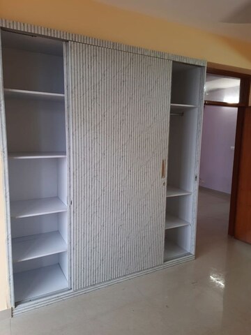 Room in 2 BHK Apartment at Sector 13 Dwarka – for Rent