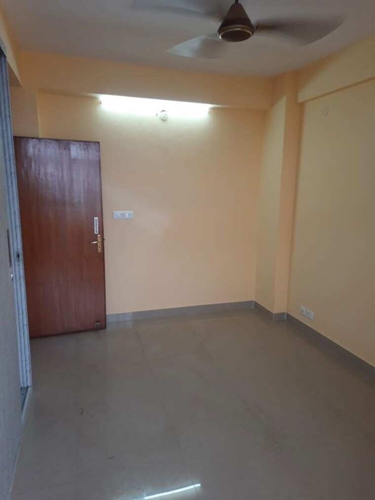 Room, sector 13 dwarka 2 Bedroom 1340 Sq.Ft. Apartment In Sector 13 Dwarka Delhi 9780633