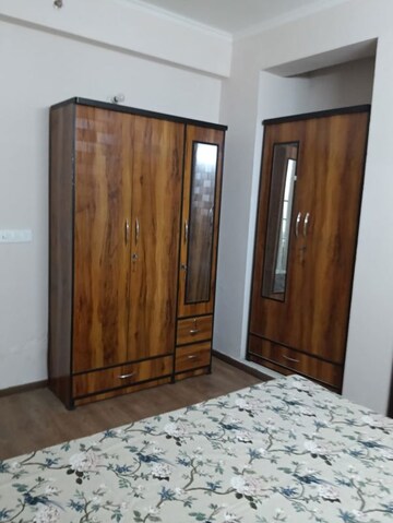 Bedroom in 2 BHK Apartment at Amrapali Golf Homes, Sector 4 Greater Noida – for Rent