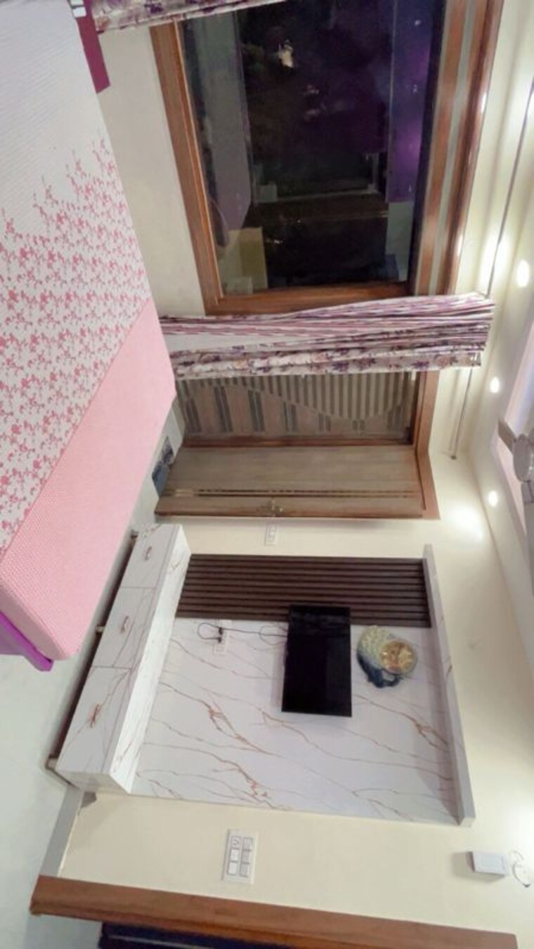 Room, dilshad garden 3 Bedroom 1800 Sq.Ft. Independent House In Dilshad Garden Delhi 9772683