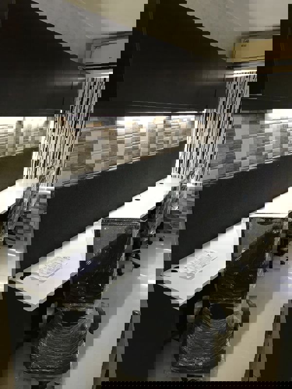 Office Space For Rent in Malad West