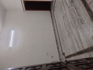 Furnished Amenities in 3 BHK Independent House at Vibhuti Khand – for Rent