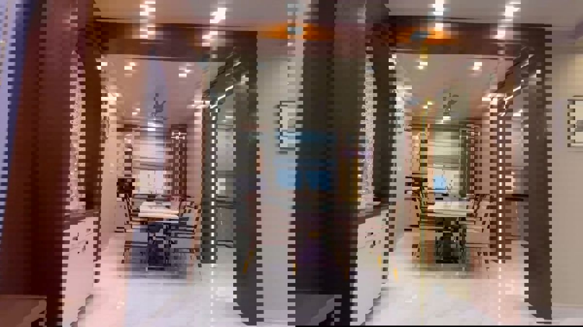 4 BHK + Extra Room Apartment For Sale in Nirman Nagar