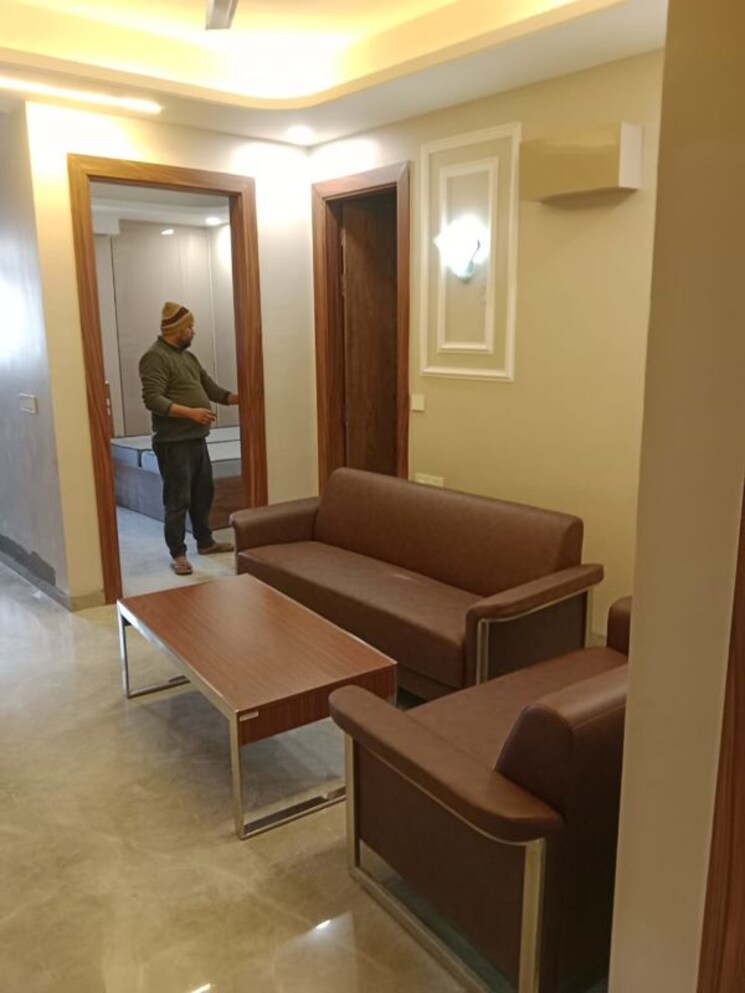 Living Room, sushant lok iii 2.5 Bedroom 215 Sq.Yd. Builder Floor In Sushant Lok Iii Gurgaon 9780740