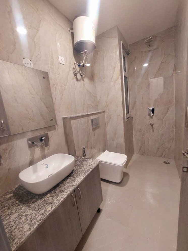 Bathroom, sector 28 6+ Bedroom 6000 Sq.Ft. Independent House In Sector 28 Gurgaon 9780775