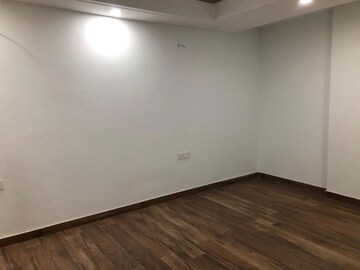 Room in 2.5 BHK Builder Floor at Sector 56 – for Sale