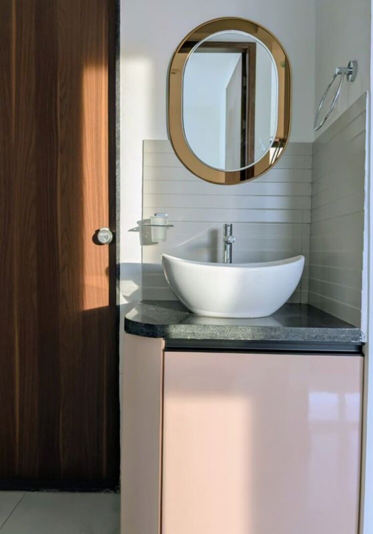 Bathroom, mantra-mirari 2.5 Bedroom 1300 Sq.Ft. Apartment In Koregaon Park Pune 9780803