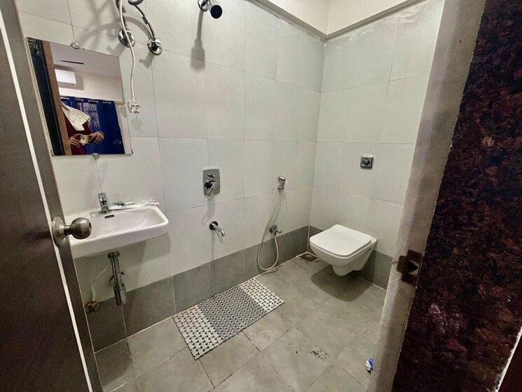 Bathroom, sector 28 6+ Bedroom 4770 Sq.Ft. Independent House In Sector 28 Gurgaon 9780755
