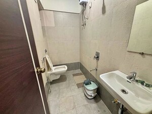 Bathroom in 6+ BHK Independent House at Sector 28 – for Rent