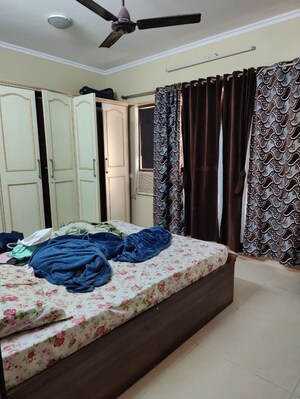 Bedroom in 6+ BHK Independent House at Sector 28 – for Rent