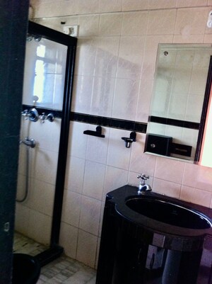 Team Area in 6+ BHK Independent House at Sector 28 – for Rent