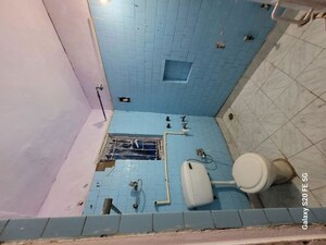 Bathroom in 2 BHK Apartment at Sector 12 Dwarka – for Rent