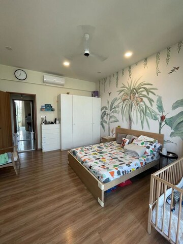 Bedroom in 6+ BHK Independent House at Sector 28 – for Rent