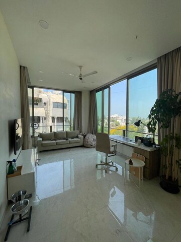 Team Area in 6+ BHK Independent House at Sector 28 – for Rent