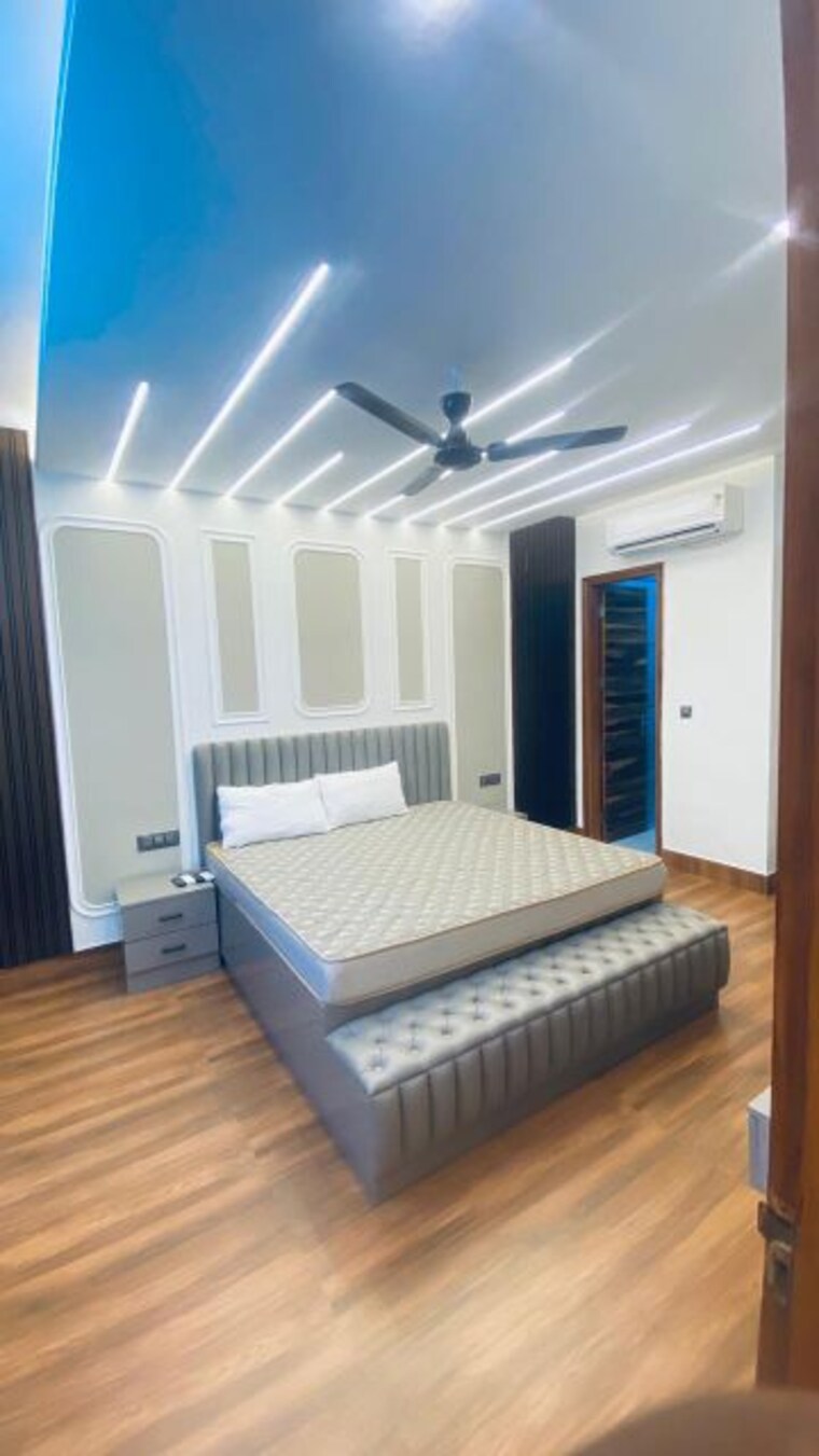 Bedroom, dlf-city-phase-iv 2 Bedroom 1350 Sq.Ft. Apartment In Dlf Phase iv Gurgaon 9781051