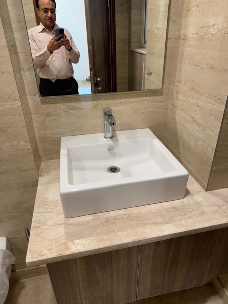 Bathroom, sector 57 3 Bedroom 1210 Sq.Ft. Builder Floor In Sector 57 Gurgaon 9781040