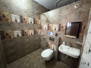 Bathroom in 2.5 BHK Builder Floor at Sushant Lok Iii – for Rent