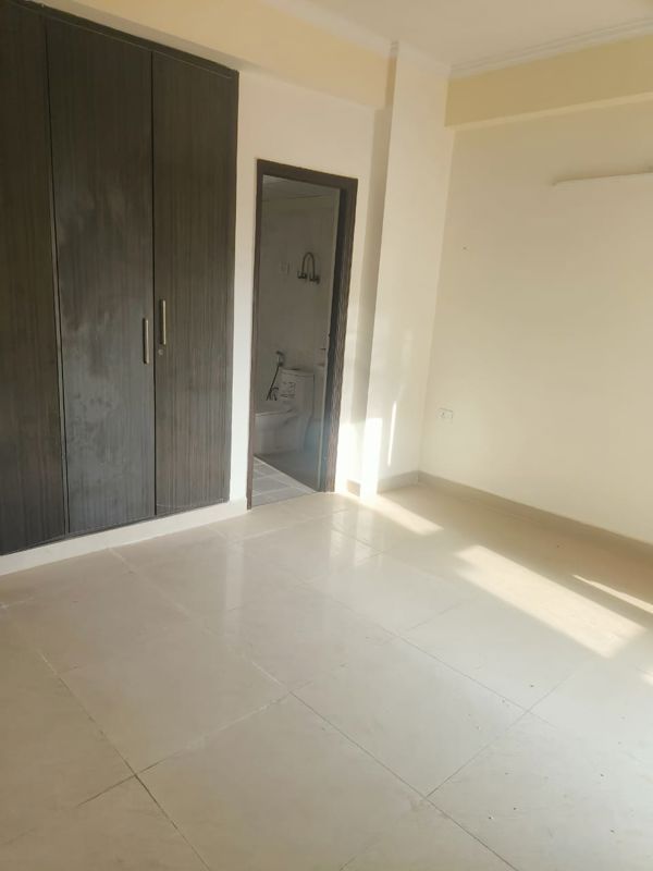 3 BHK 1350 Sq.Ft. Apartment in Gardenia Golf City