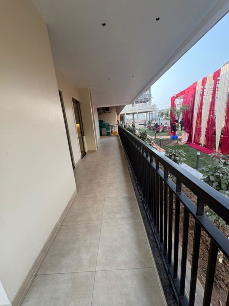 Balcony, dhakoli 3 Bedroom 1915 Sq.Ft. Apartment In Dhakoli Zirakpur 9781059