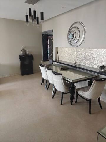 Gym in 6+ BHK Independent House at Sector 28 – for Rent