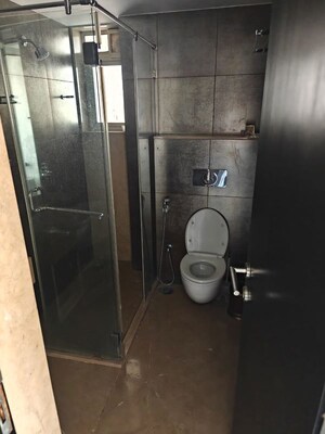 Bathroom in 6+ BHK Independent House at Sector 28 – for Rent