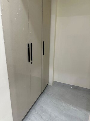 Room in 3 BHK Builder Floor at Hong Kong Bazaar, Sector 57 – for Rent