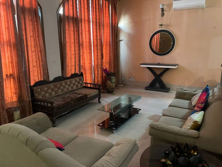 Living Room, sector 21 6 Bedroom 2200 Sq.Ft. Villa In Sector 21 Panchkula 9781154