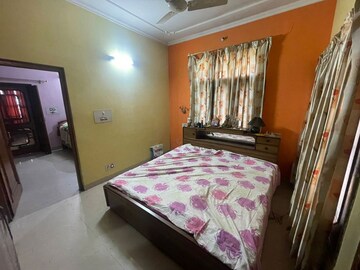 Bedroom in 6 BHK Villa at Sector 21 – for Rent