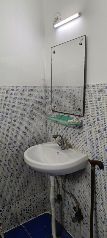 Bathroom in 2 BHK Apartment at Royal Towers Noida, Sector 61 – for Rent