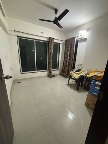 Room in 2 BHK Apartment at Neev Galaxy, Malad East – for Rent