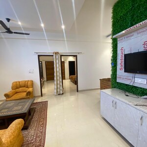 Living Room in 2.5 BHK Builder Floor at Ambala Highway – for Rent