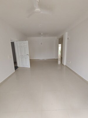 Room in 3 BHK Apartment at Conscient Hines Elevate, Sector 59 – for Rent