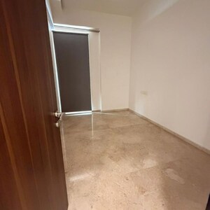 Room in 3 BHK Apartment at Indiabulls Sky, Dighe Nagar – for Rent