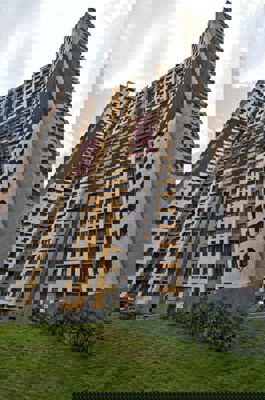 3 BHK + Store Room Apartment For Rent in Group Seven Rushi Heights