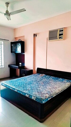 Bedroom in 2 BHK Apartment at Kumar Picasso, Hadapsar – for Rent