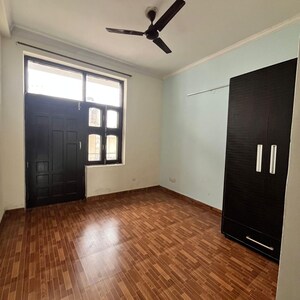 Room in 2 BHK Builder Floor at Sector 47 – for Rent