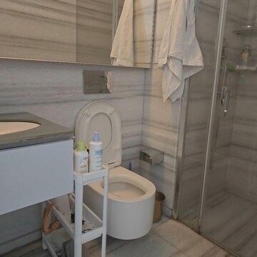 Bathroom in 4 BHK Apartment at Lodha World One, Empire Mill – for Rent