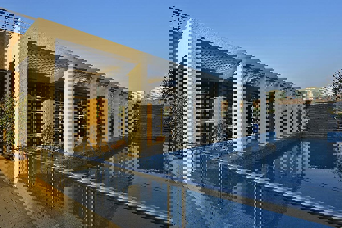 3 BHK + Store Room 1000 Sq.Ft. Apartment in Group Seven Rushi Heights