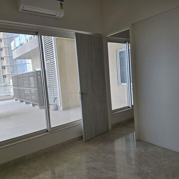 Room in 3 BHK Apartment at Indiabulls Sky Forest, Dighe Nagar – for Rent