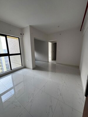 Room in 1 BHK Apartment at Runwal Gardens Phase 3, Dombivli East – for Rent