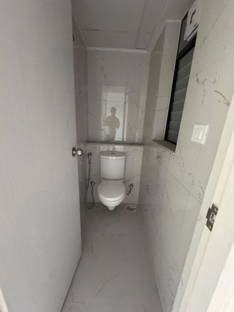 Bathroom, runwal-gardens-phase-3 1 Bedroom 344 Sq.Ft. Apartment In Dombivli East Thane 9781287