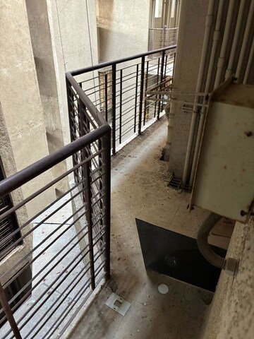 Balcony in 3.5 BHK Apartment at Kalpataru Hills, Manpada – for Sale