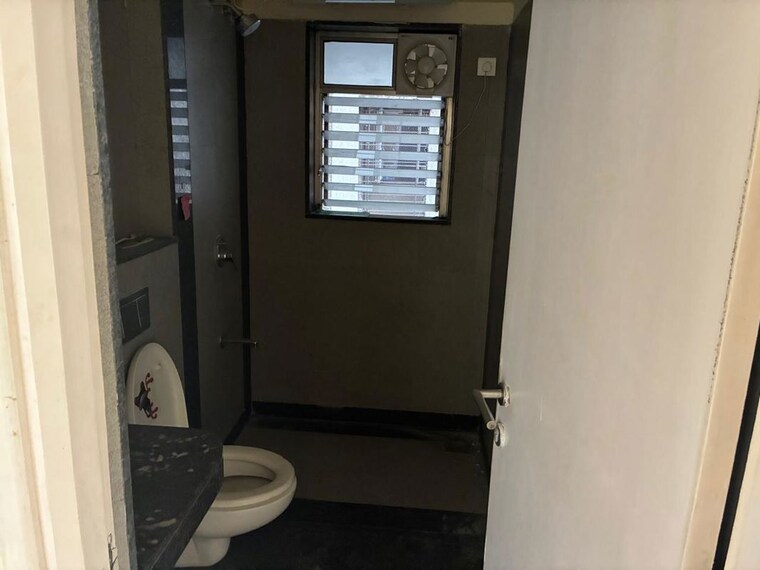 Bathroom, kalpataru-hills 3.5 Bedroom 1685 Sq.Ft. Apartment In Manpada Thane 9781295